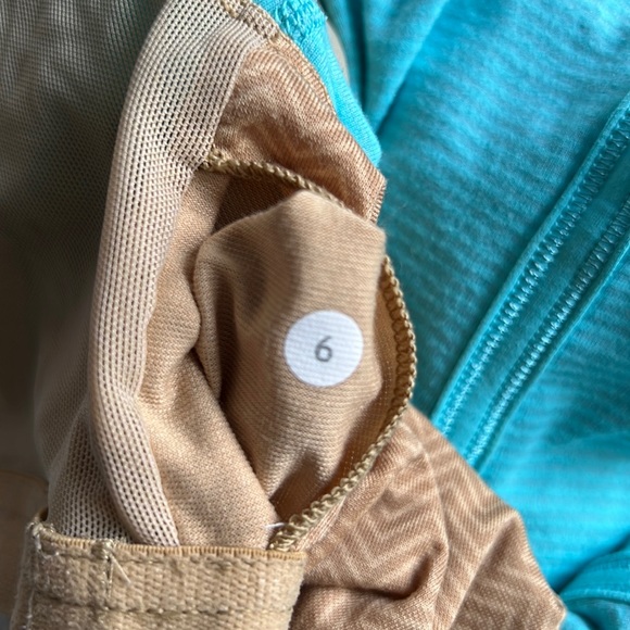 Lululemon blue/teal striped tank top Size 6. - Picture 9 of 10